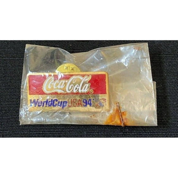 World Cup USA 1994 Coca Cola Los Angeles Pin - Picture 1 of 2